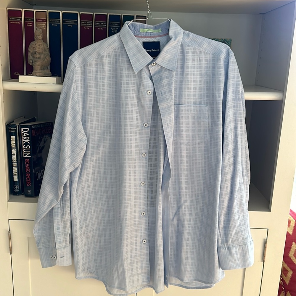 Men's Tommy Bahama Linen and Cotton Shirt.